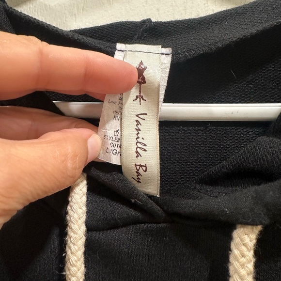 Hooded tank - Picture 3 of 5